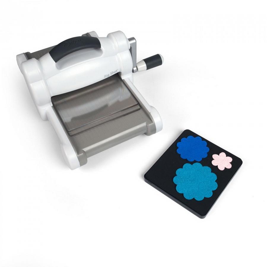 Sizzix Big Shot Switch Plus Electric Die Cutting & Embossing Machine (9)  Inspired by Tim Holtz