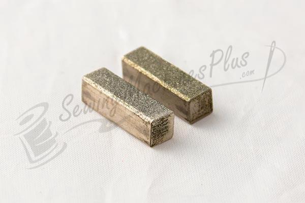 https://imagecdn.sewingmachinesplus.com/media/products/Grace%20Company/truecut/accessories/diamond-stones-close.jpg
