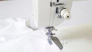 BabyLock Accomplish Sewing Machine - Genuine Collection