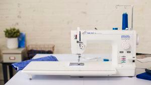 Baby Lock Accomplish Straight Stitch Industrial Sewing Machine