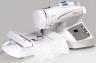 Singer Quantum Futura CE-200 Embroidery Sewing Machine FS w/ Software Package & 3900 designs