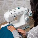 Husqvarna Viking Onyx 15 Sewing Machine