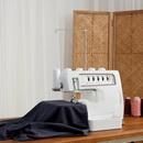 Husqvarna Viking Amber Air S500 Serger & Coverstitch Combo